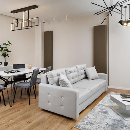 Skylark Apartament Braszów