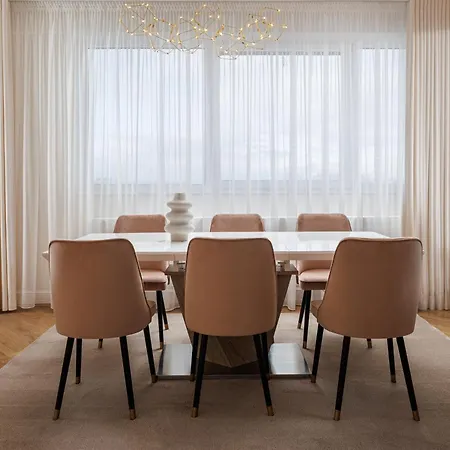 Apartment Skylark