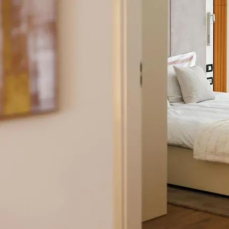 Skylark Lägenhet 4*