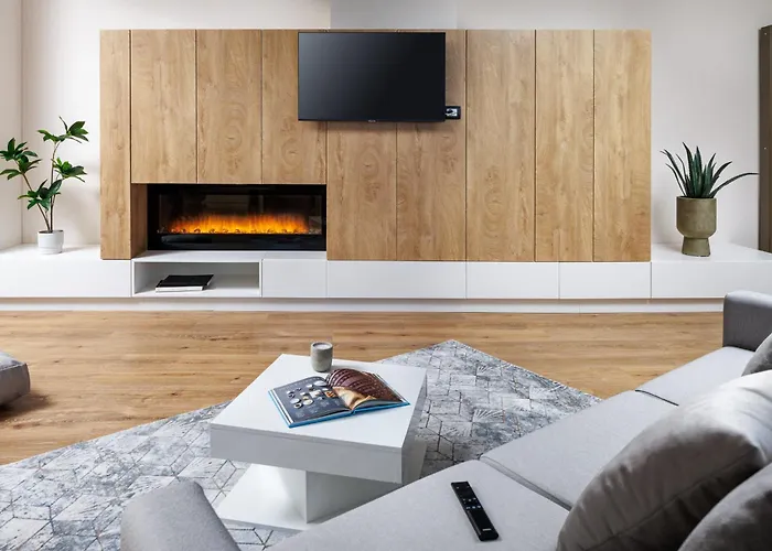 Apartment Skylark 4*